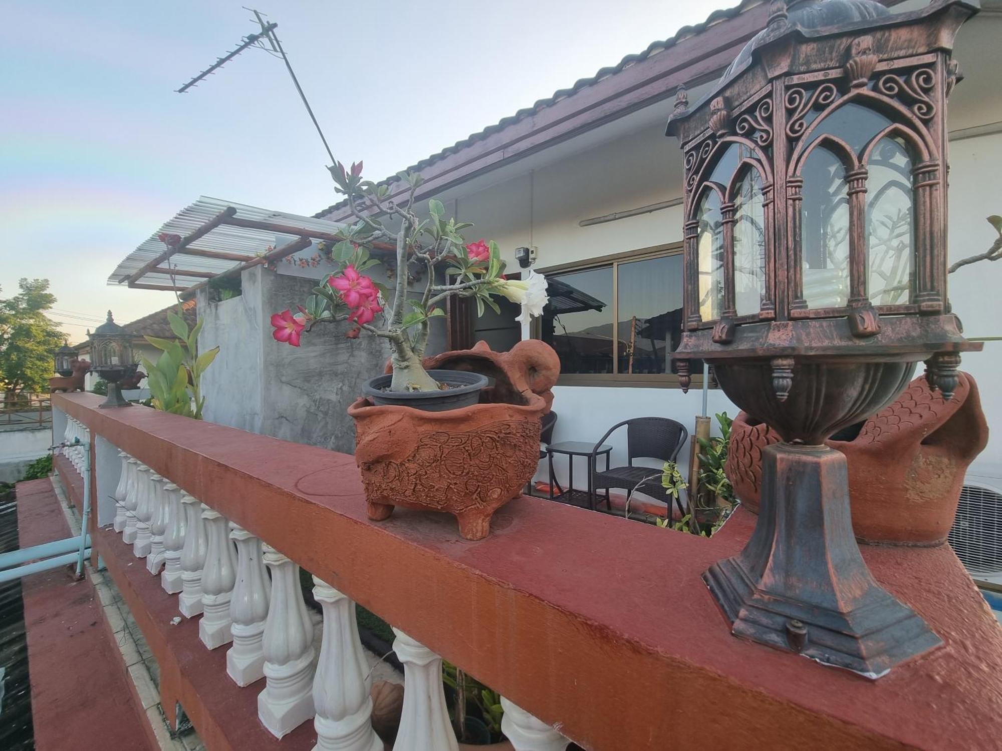 Hom Baan Chiang Mai Exterior foto